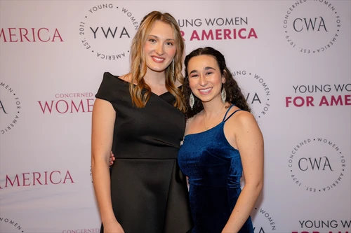 Sestak at CWA donor celebration dinner.